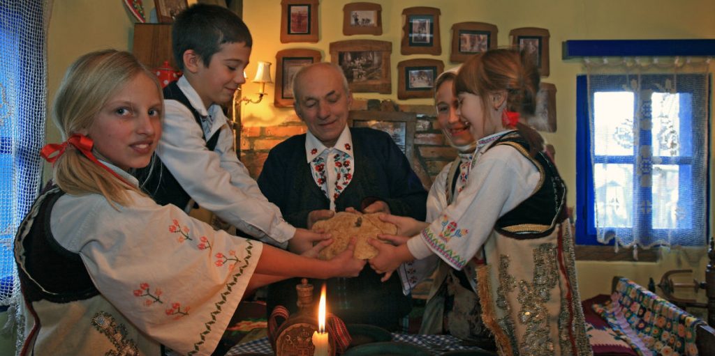 Рождественский Сочельник в Сербии: "бадняк" и другие традиции