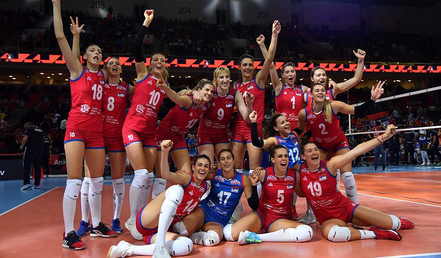 Волейболистки Сербии - чемпионки Европы 2019