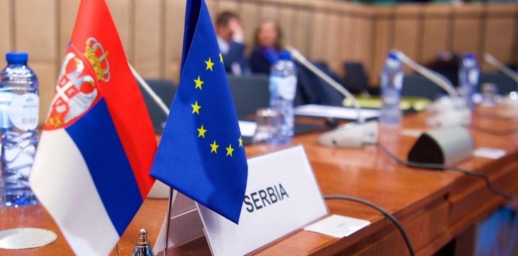 Вулин - ЕС не позволит Сербии вести независимую политику