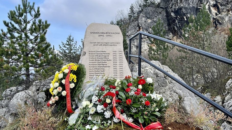 Мемориал сербам у горы Требевич в Сараево