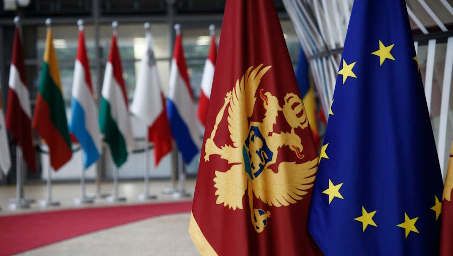 Черногория станет членом ЕС пообещал Макрон