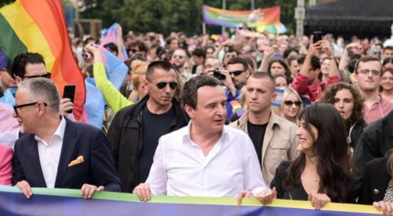 Однополые браки собираются разрешить в Косово