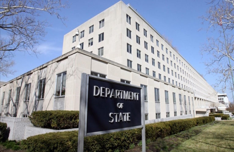 Госдепартамент США заявил, что Александр Касаноф избран заместителем помощника госсекретаря по Западным Балканам.
